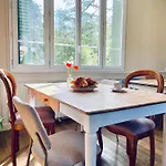 Maison De Maitre 15 Personnes Holiday home *