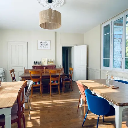 Holiday home Maison De Maitre 15 Personnes *